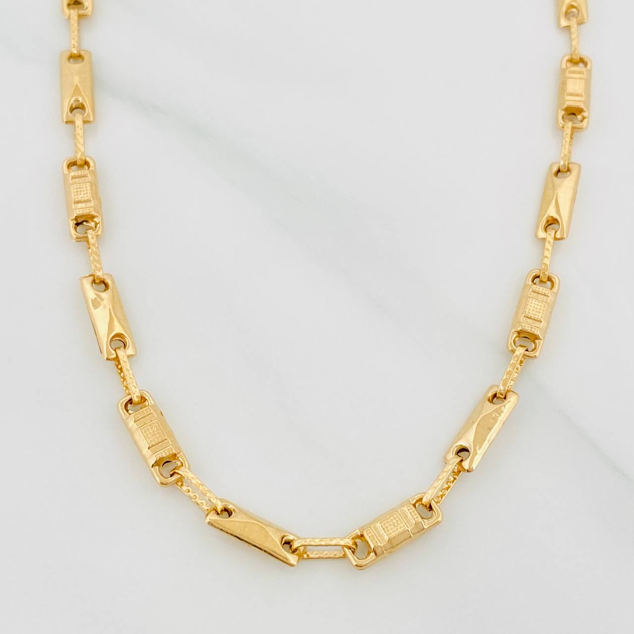 Cadena Rustica Barril Rombo 10.3 g / 61.5 cm / 3.6 mm Oro Amarillo 18K
