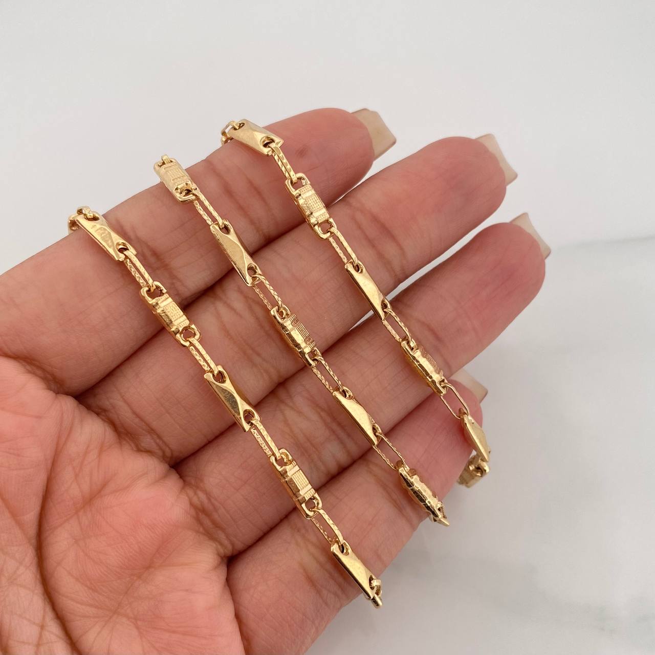 Cadena Rustica Barril Rombo 10.3 g / 61.5 cm / 3.6 mm Oro Amarillo 18K