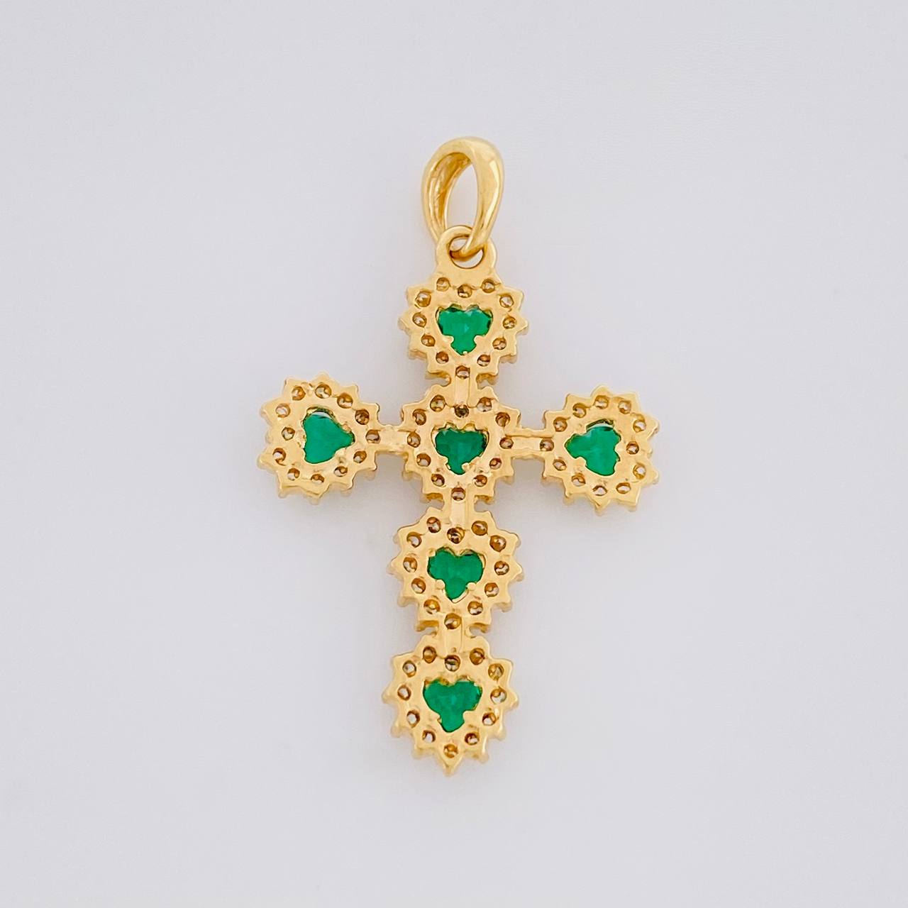 Dije Cruz Corazones Tupida 2.1g / 3cm Oro Amarillo 18K