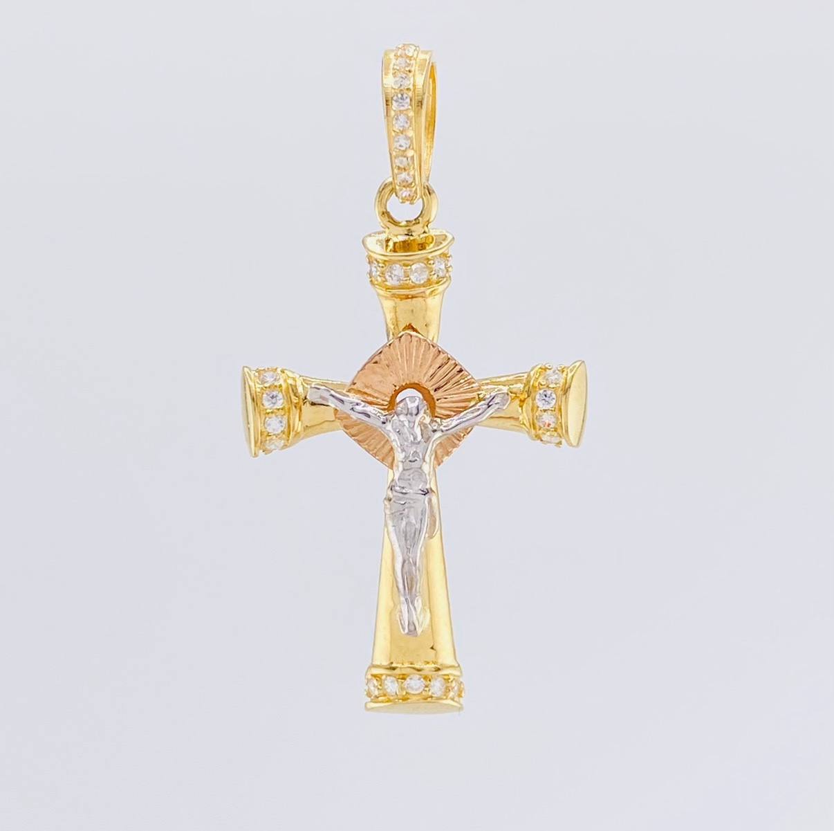 Dije Cruz Cristo 3.9g / 4cm Tres Oros 18K