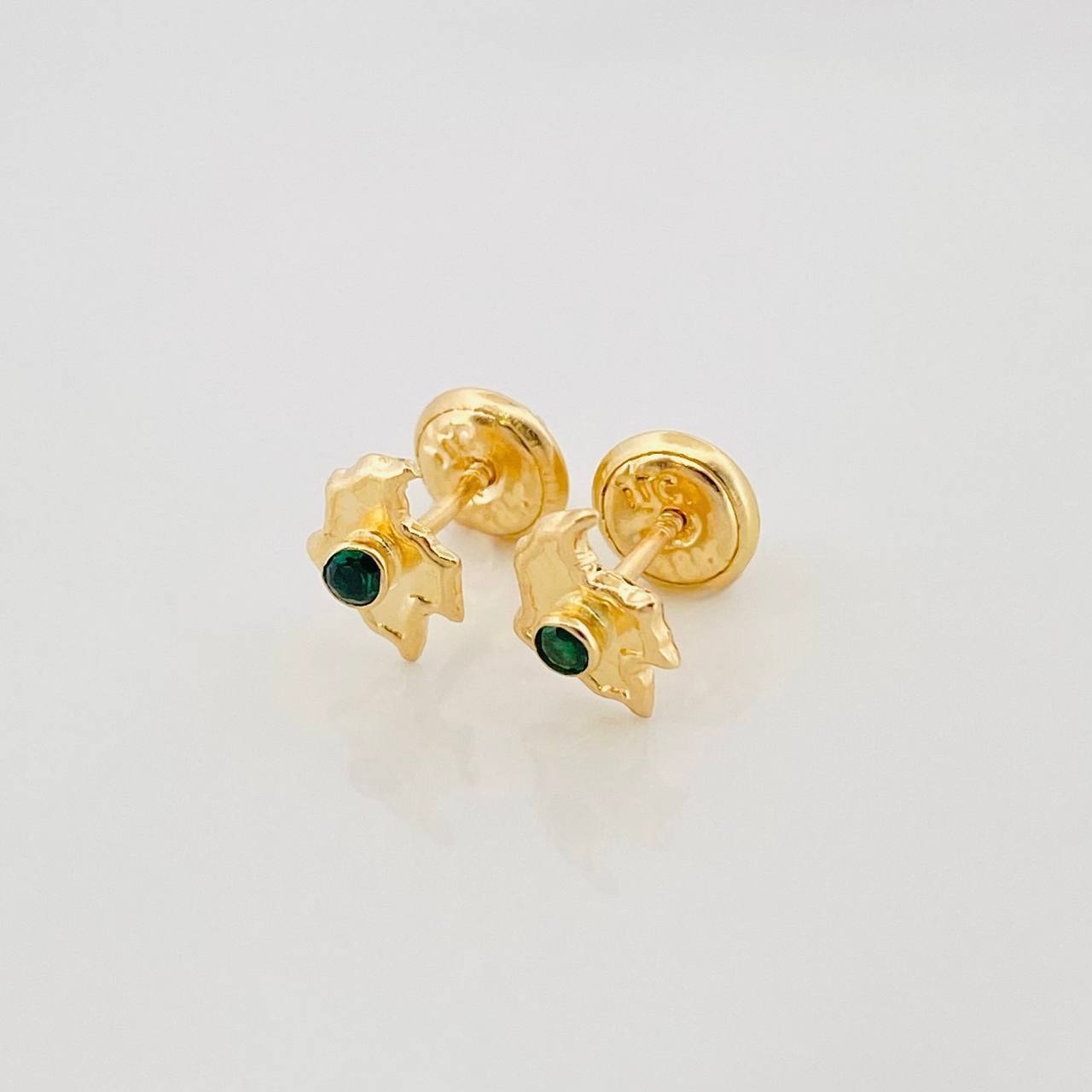 Topos Mapa De Colombia 0.7 g / 4 mm Oro Amarillo 18K