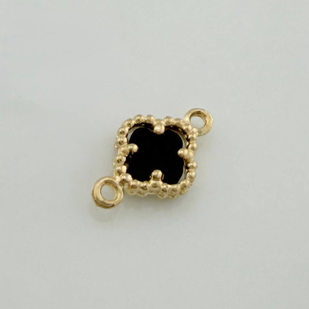 Herraje Trebol 0.75gr / 1.3cm / Oro Amarillo Nac.Esp. 18K %