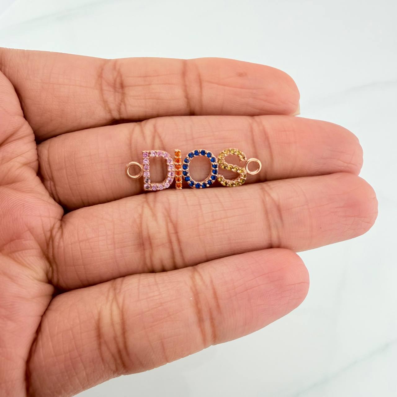 Herraje Dios 1.1 g / 2.6 cm Oro Rosa 18K