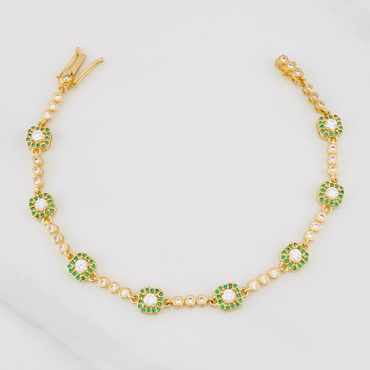 Pulso Halo 9.6g / 18cm / 2.7mm Oro Amarillo 18K