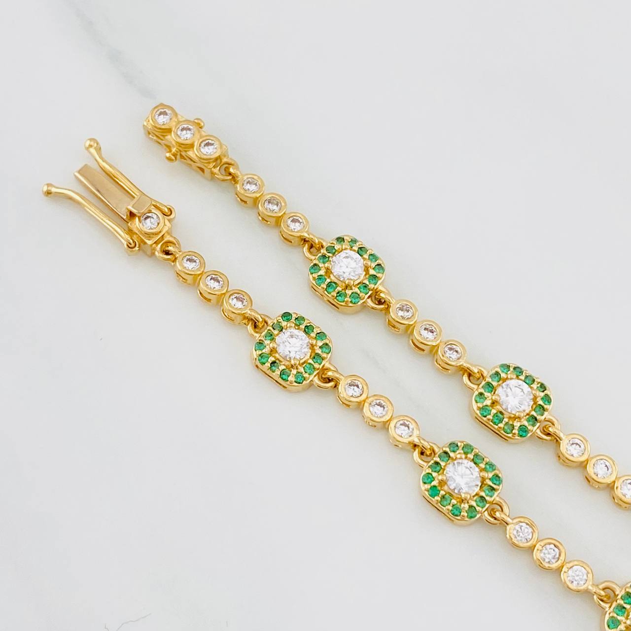 Pulso Halo 9.6g / 18cm / 2.7mm Oro Amarillo 18K