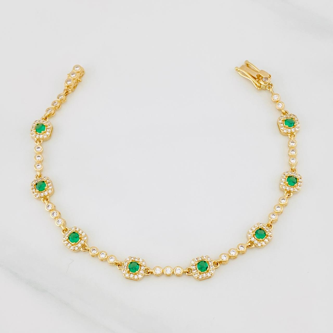 Pulso Halo 9.2g / 18cm / 2.6mm Oro Amarillo 18K