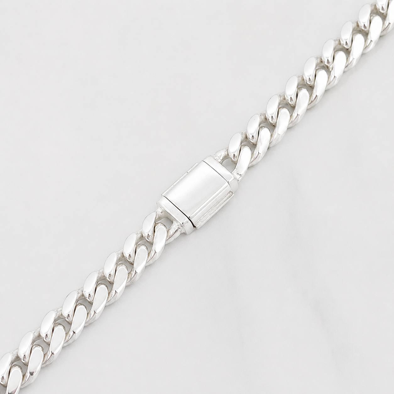 Cadena Cubana 49.3 g / 61.05 cm / 5.53 mm Plata 925