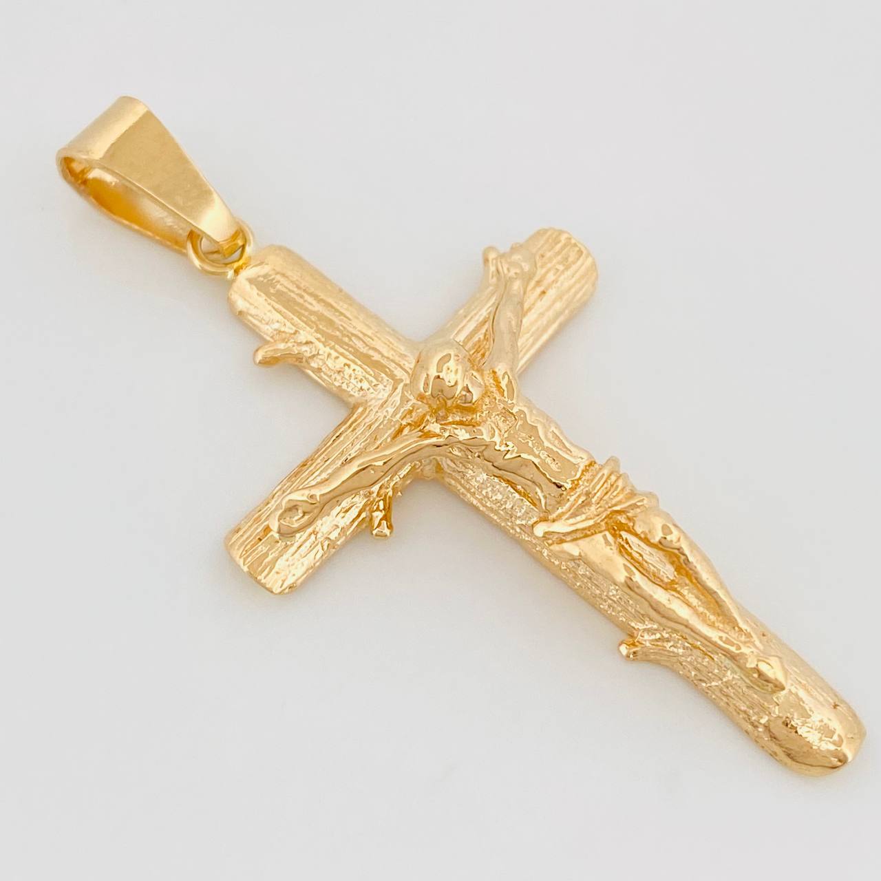 Dije Cruz Cristo 4.55 g / 4.3 cm Oro Amarillo 18K