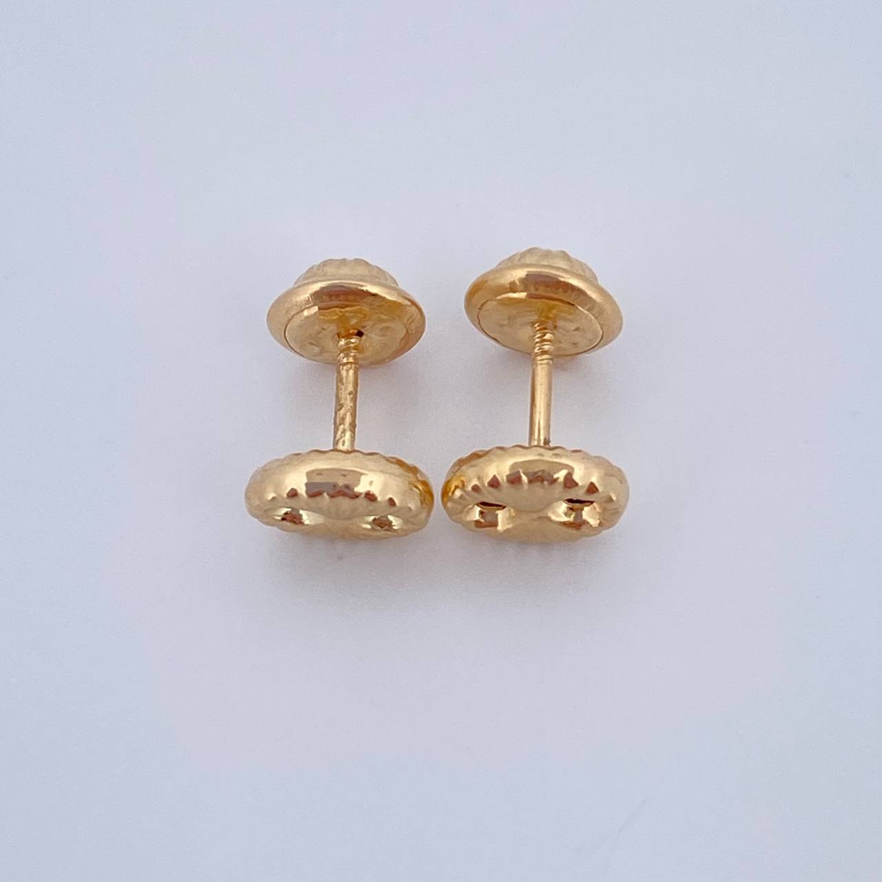 Topos GC 0.65gr / 6.3mm Rayado Oro Amarillo 18K &