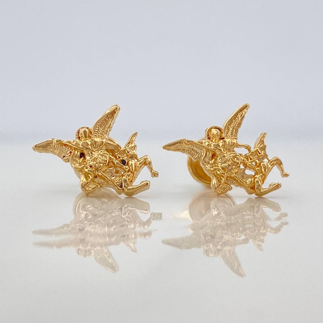 Topos San Miguel Arcangel 1.5gr / 5mm Oro Amarillo 18K %