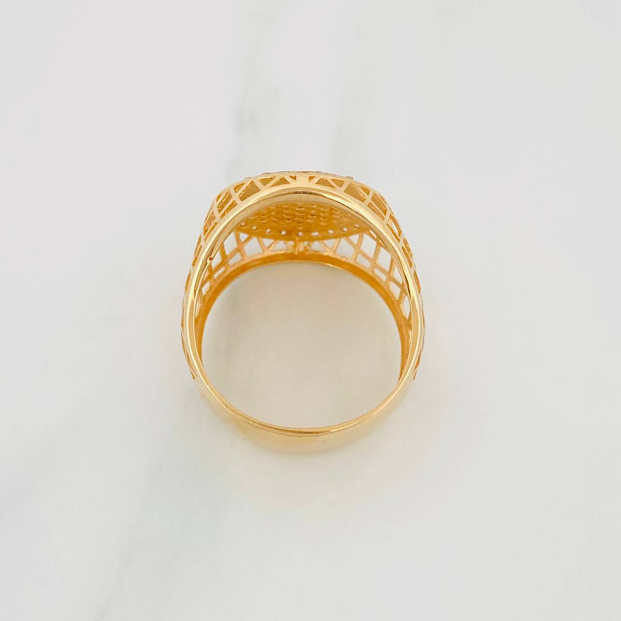 Anillo San Miguel Arcángel 7.3g / T9 1/4 Tres Oros 18K