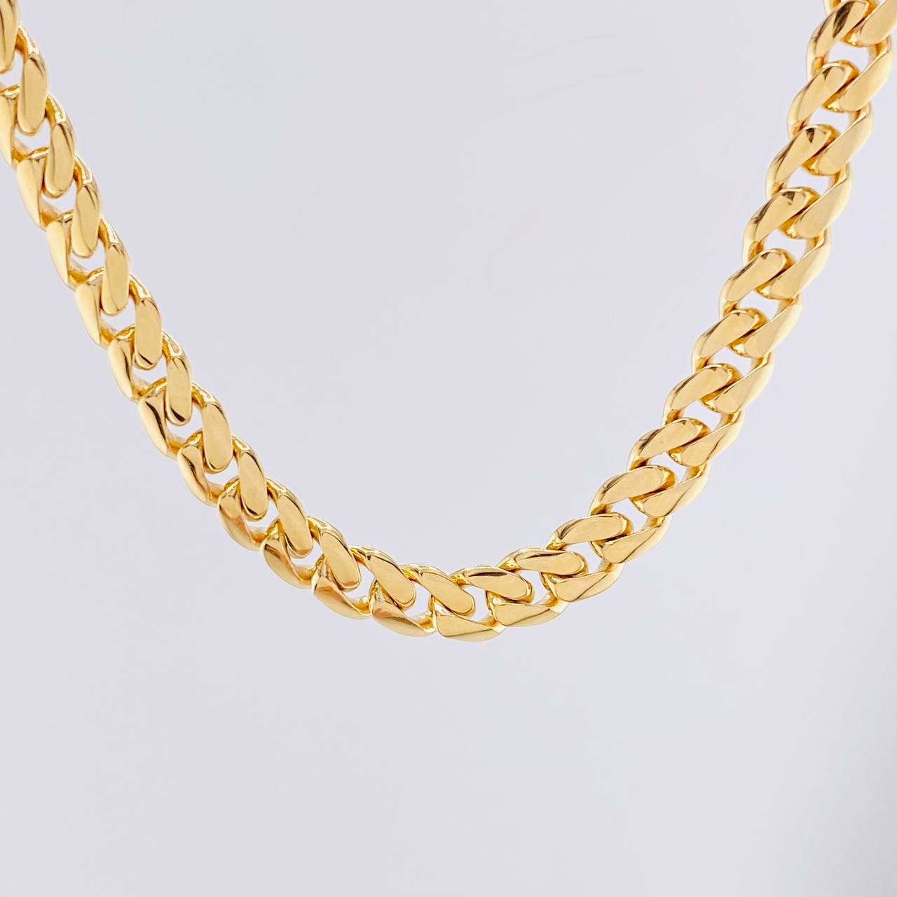 Cadena Cubana 67.55g / 60cm / 6.2mm Oro Amarillo 18K