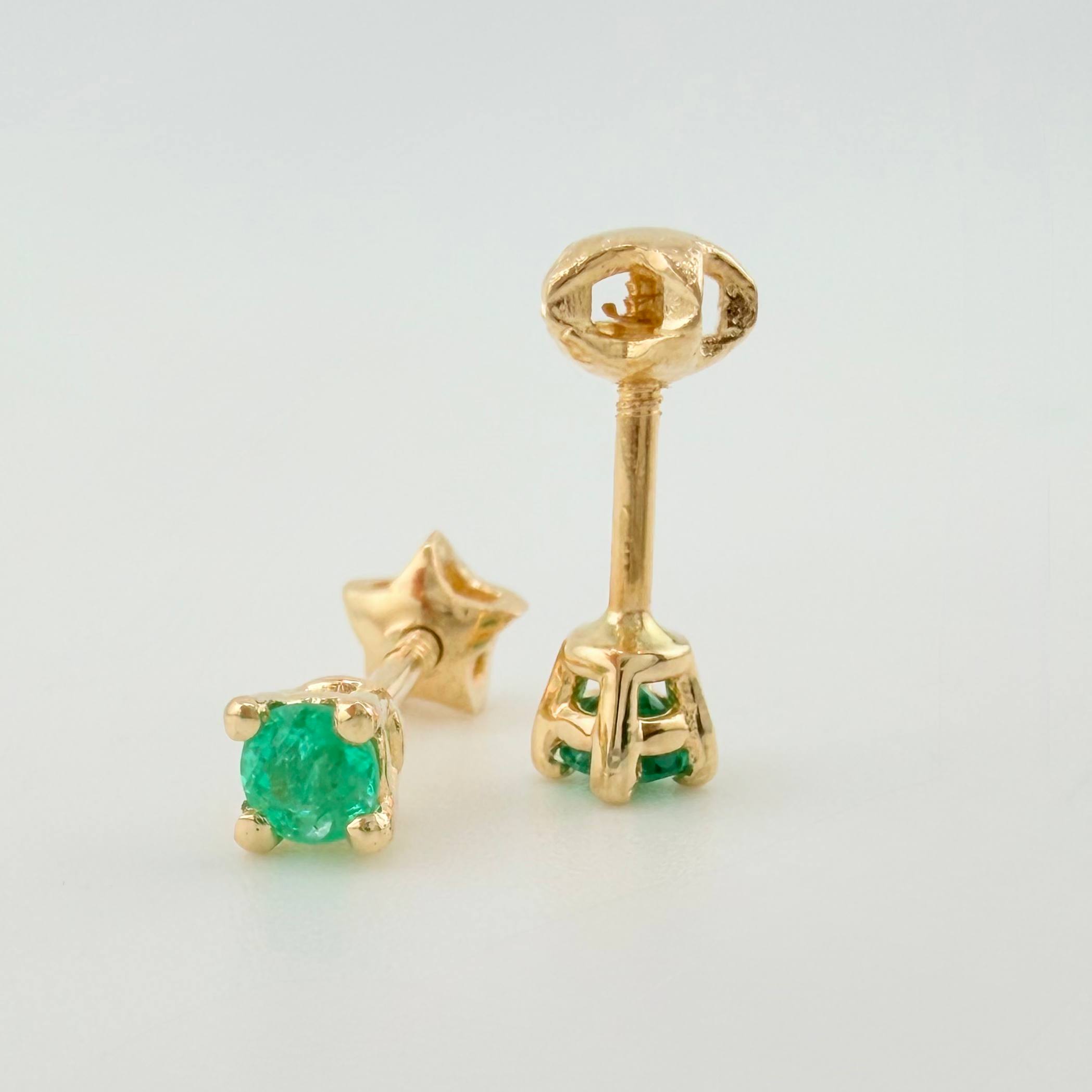 Topos Cuatro Garras Esmeraldas 10pts 0.95gr / 3mm Oro Amarillo 18K *