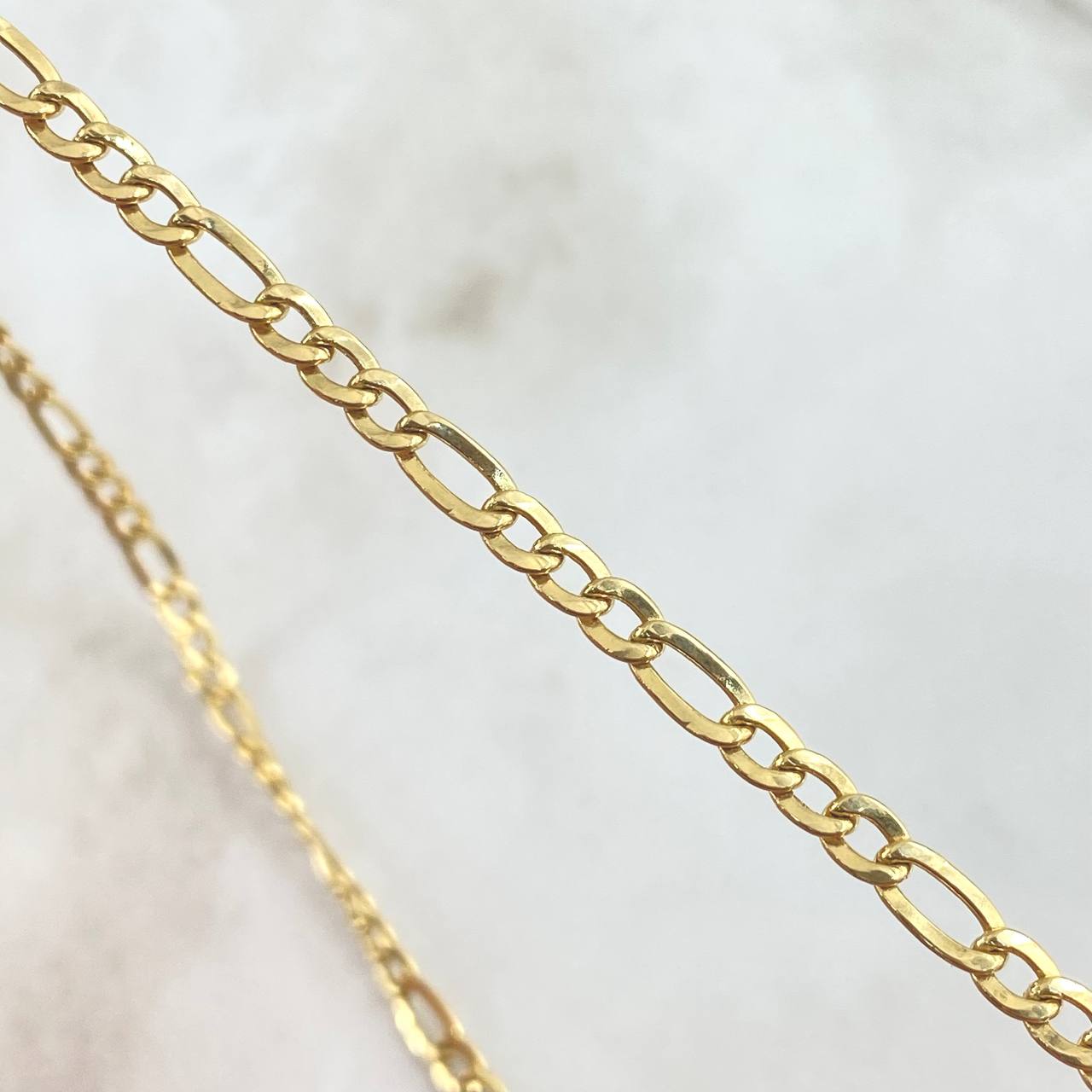 Cadena Figaro 4.8gr / 50cm / 3.3mm Oro Amarillo +1 18K