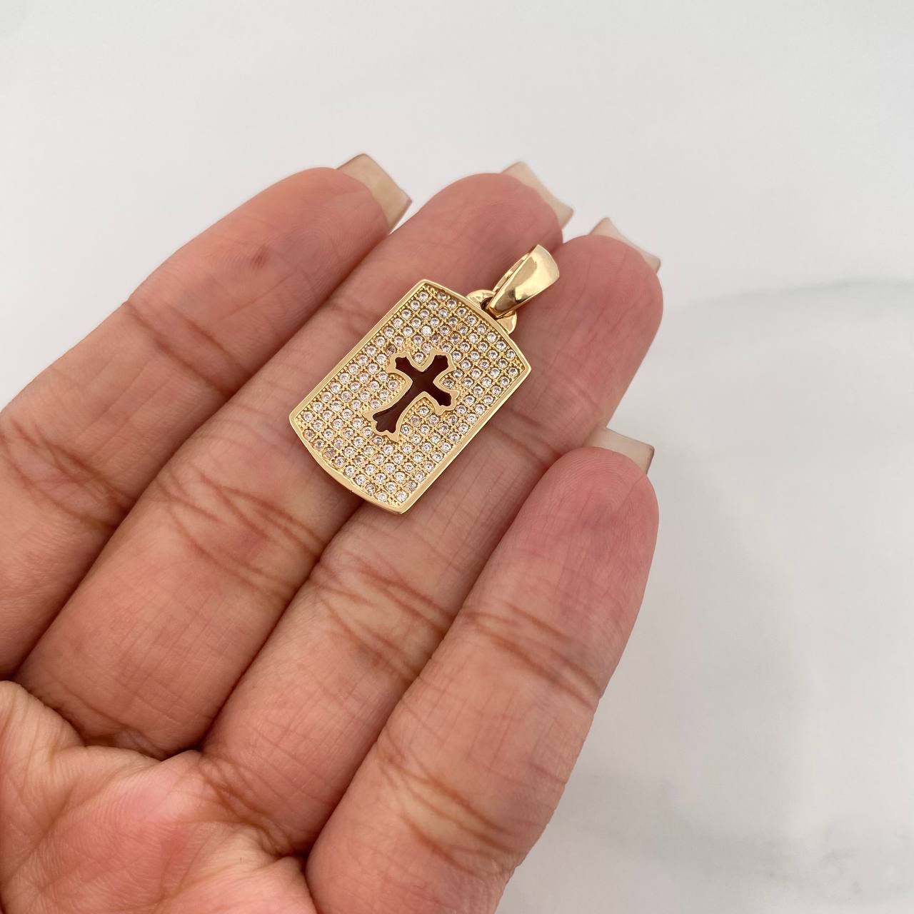 Dije Placa Cruz 3.3 g / 3 cm Oro Amarillo 18K