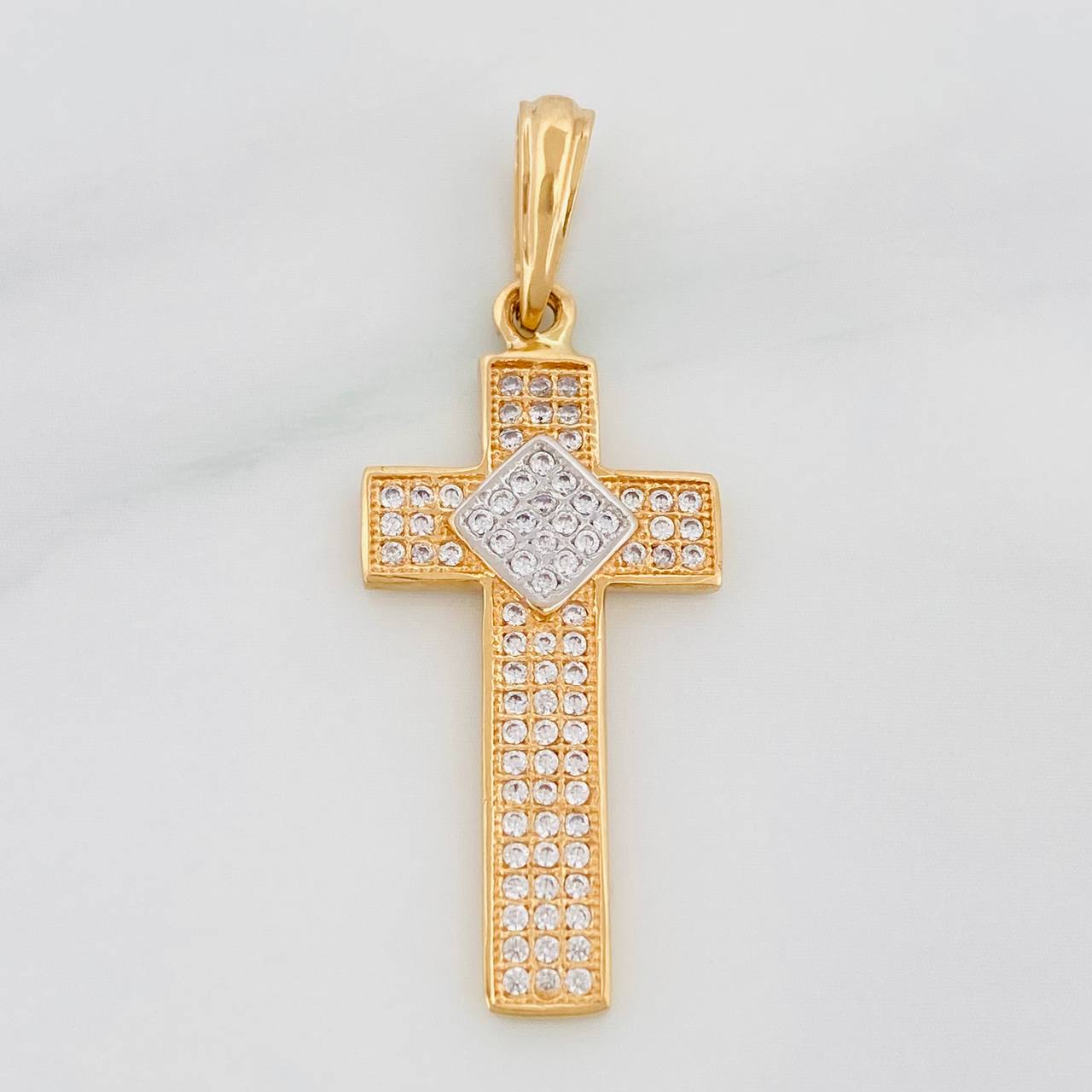 Dije Cruz 3.05 g / 3.05 cm Dos Oros Amarillo Blanco 18K