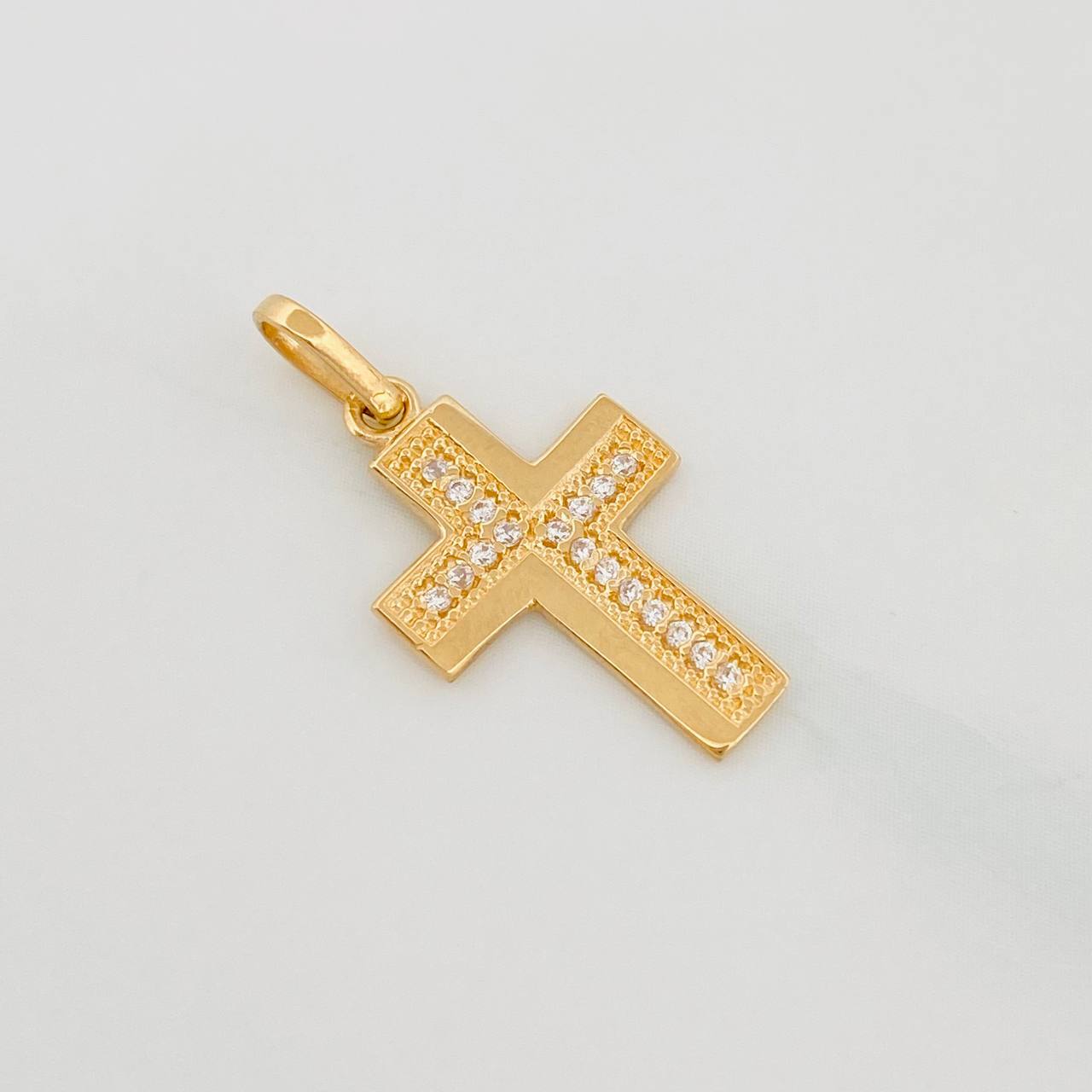 Dije Cruz 1.25 g / 2.4 cm Oro Amarillo 18K