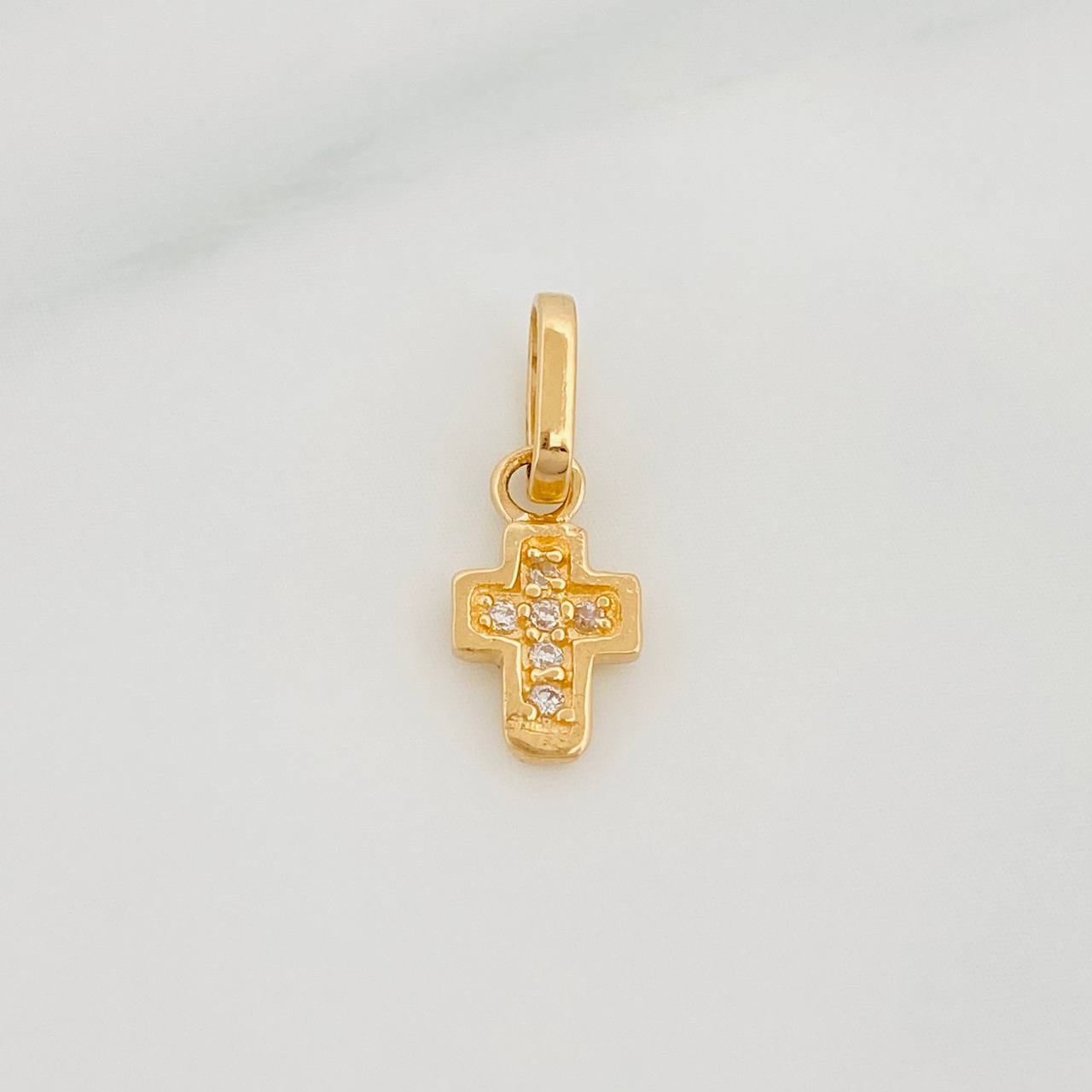 Dije Cruz 0.55 g / 1.05 cm Oro Amarillo 18K