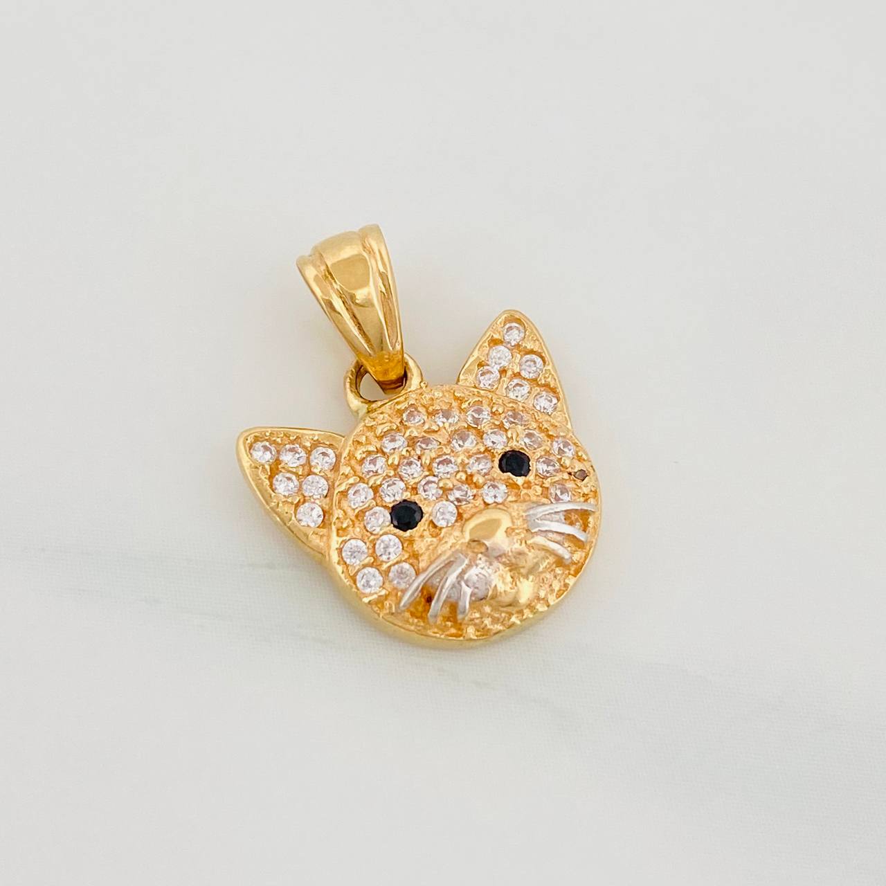 Dije Gato 1.9 g / 2 cm Oro Amarillo 18K