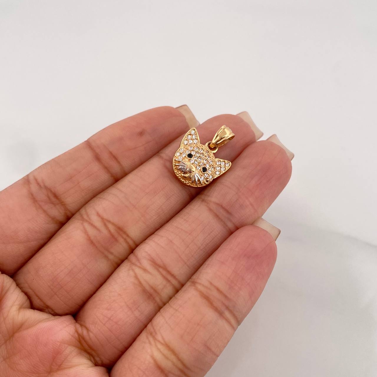 Dije Gato 1.9 g / 2 cm Oro Amarillo 18K