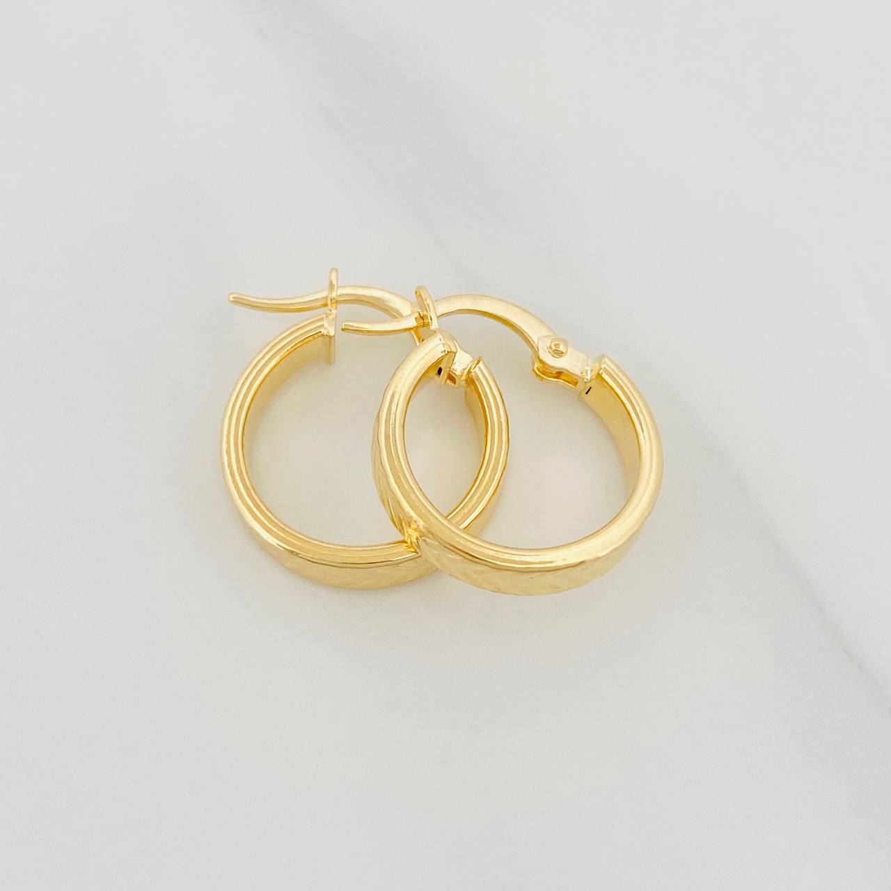 Candongas Kuki 1.6 g / 1.07 cm Oro Amarillo 18K