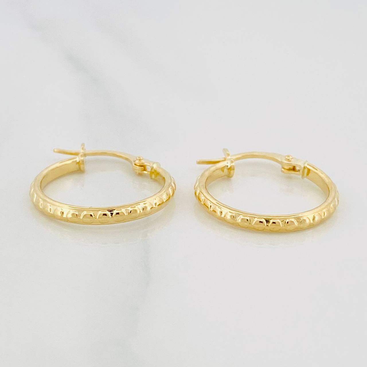 Candongas Lucero 1.2 g / 2 cm Oro Amarillo 18K