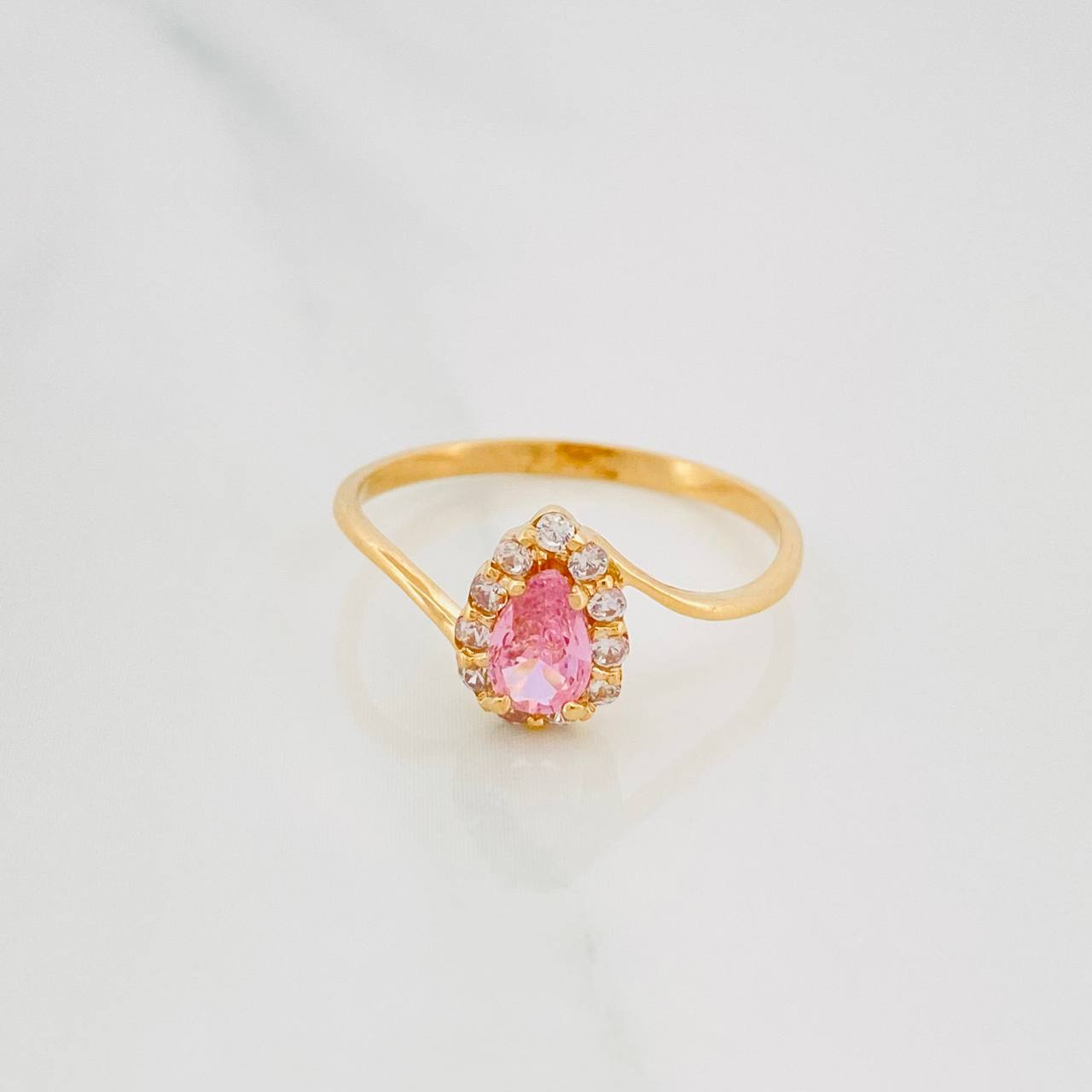 Anillo Halo Gota 1.6 g / T7 Oro Amarillo 18K