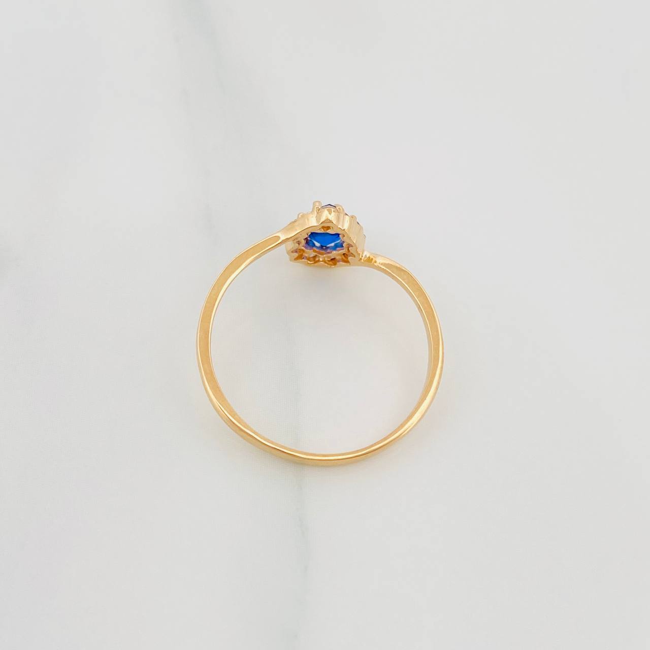 Anillo Halo Gota 1.65 g / T7 Oro Amarillo 18K