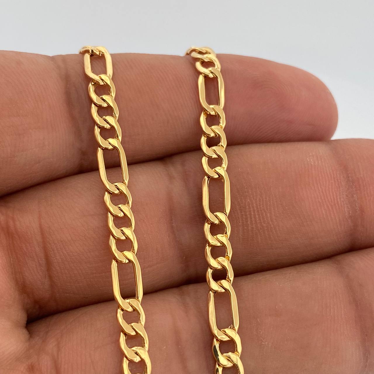 Cadena Figaro 9.1gr / 60cm / 4.37mm Oro Amarillo +1 18K %