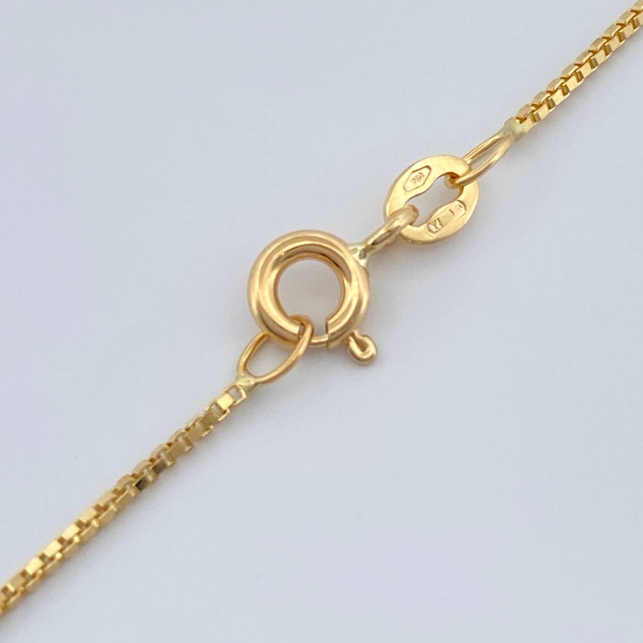 Cadena Veneciana 1.8gr / 45.5cm / 0.65mm Oro Amarillo +3 18K %