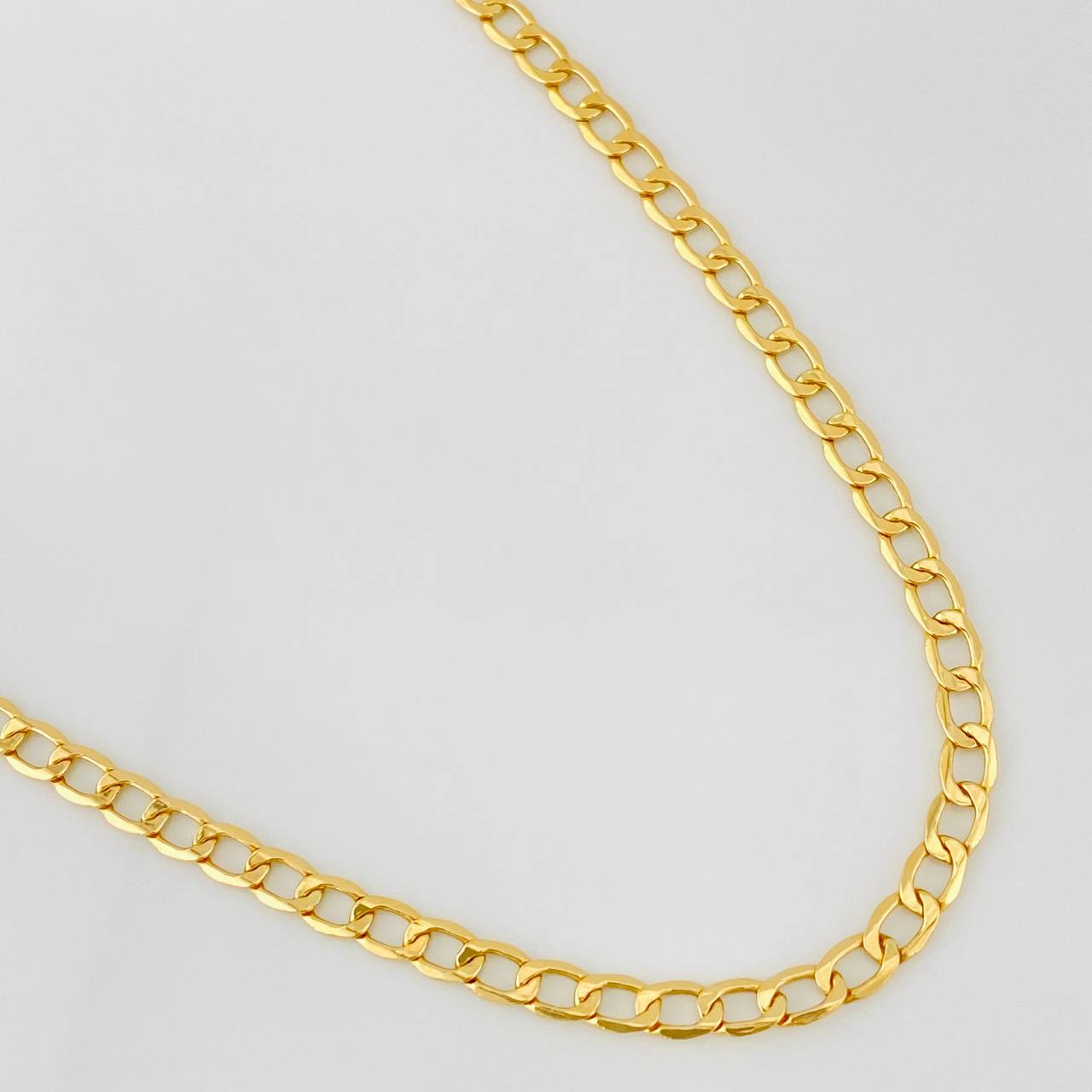 Cadena Cubana 8.8g / 60cm / 4.36mm Oro Amarillo 18K