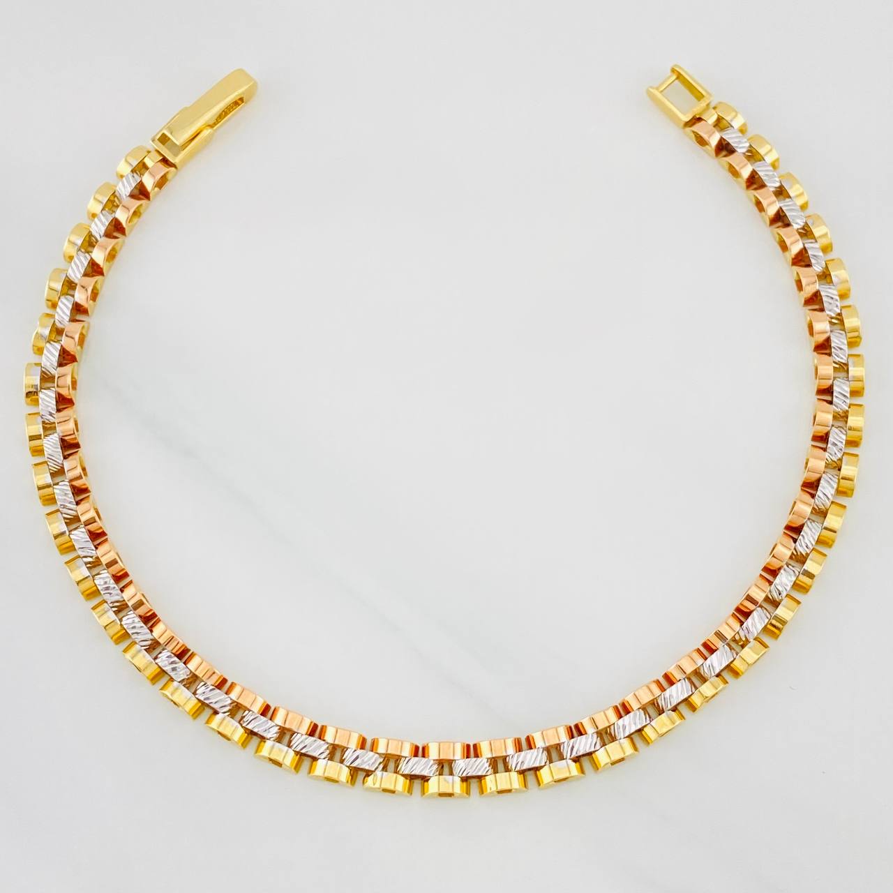 Pulso Correa 10.5g / 19cm / 4.56mm Tres Oros 18K