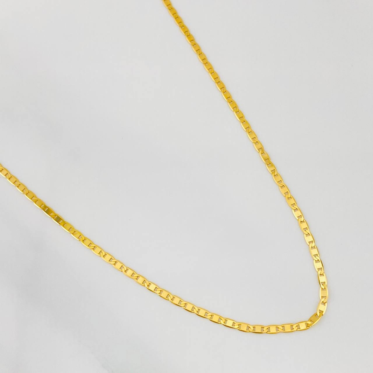 Cadena Escalera Plana 2.45g / 45cm / 1.57mm Oro Amarillo 18K