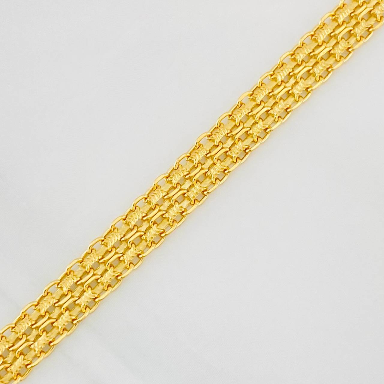 Pulso Chino 5.4g / 18cm / 4.68mm Oro Amarillo 18K