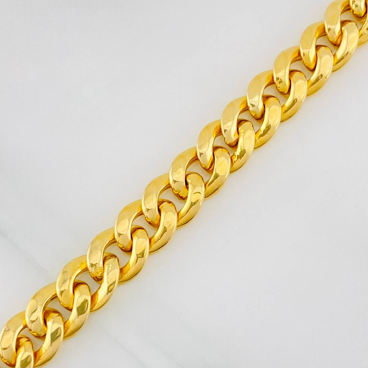 Pulso Cubano 6.6g / 20cm / 7.52mm Oro Amarillo 18K