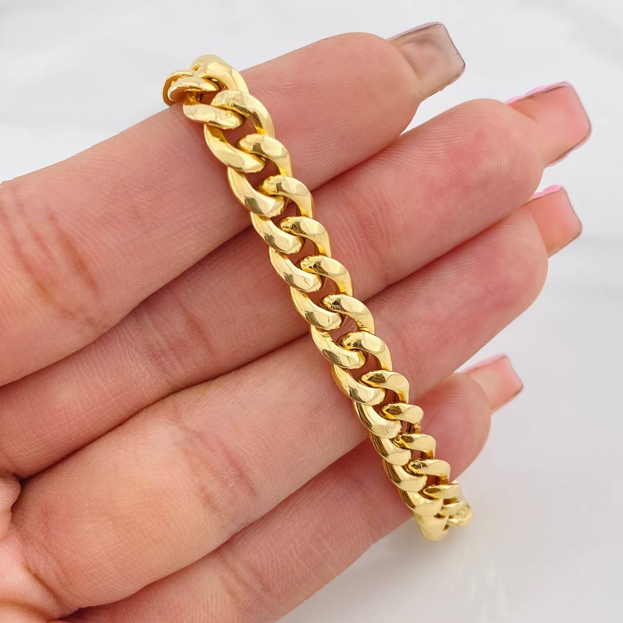 Pulso Cubano 6.6g / 20cm / 7.52mm Oro Amarillo 18K