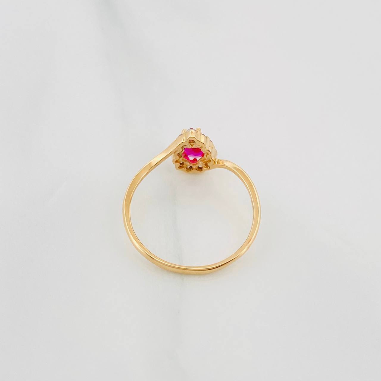 Anillo Halo Gota 1.6 g / T6 1/2 Oro Amarillo 18K