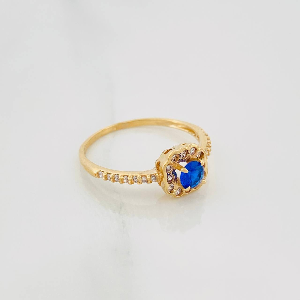 Anillo Halo Circular 1.75 g / T6 3/4 Oro Amarillo 18K