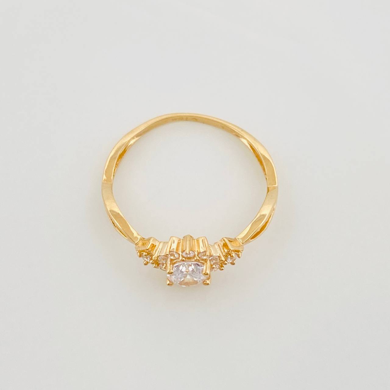 Anillo Flor 1.75 g / T6 3/4 Oro Amarillo 18K