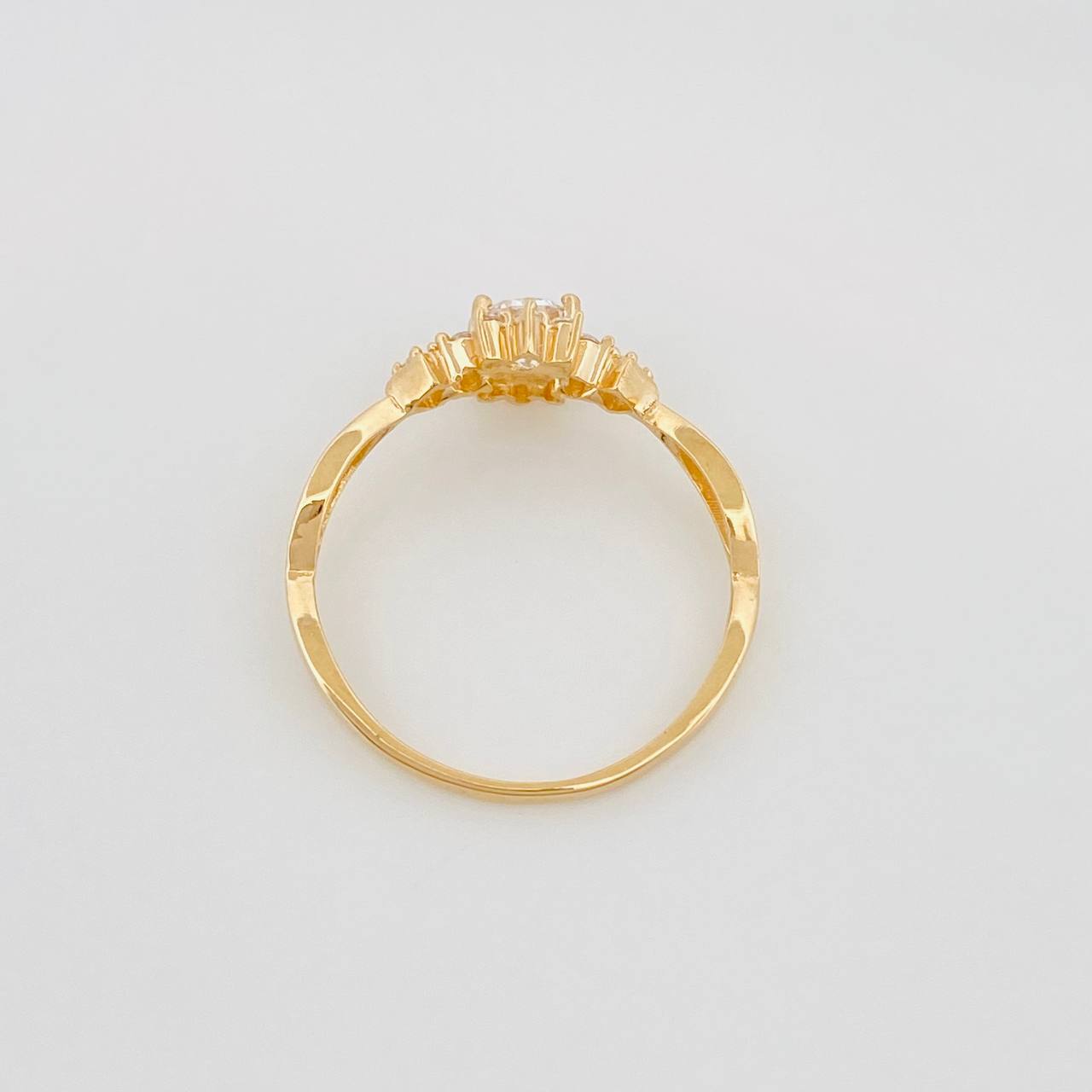 Anillo Flor 1.75 g / T6 3/4 Oro Amarillo 18K
