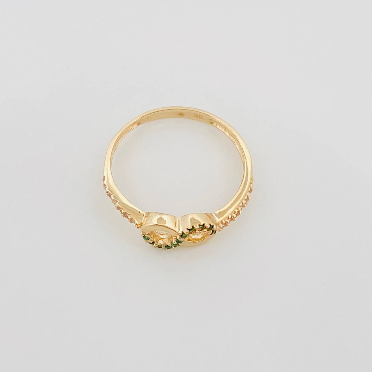 Anillo Infinito 1.75 g / T6 3/4 Oro Amarillo 18K