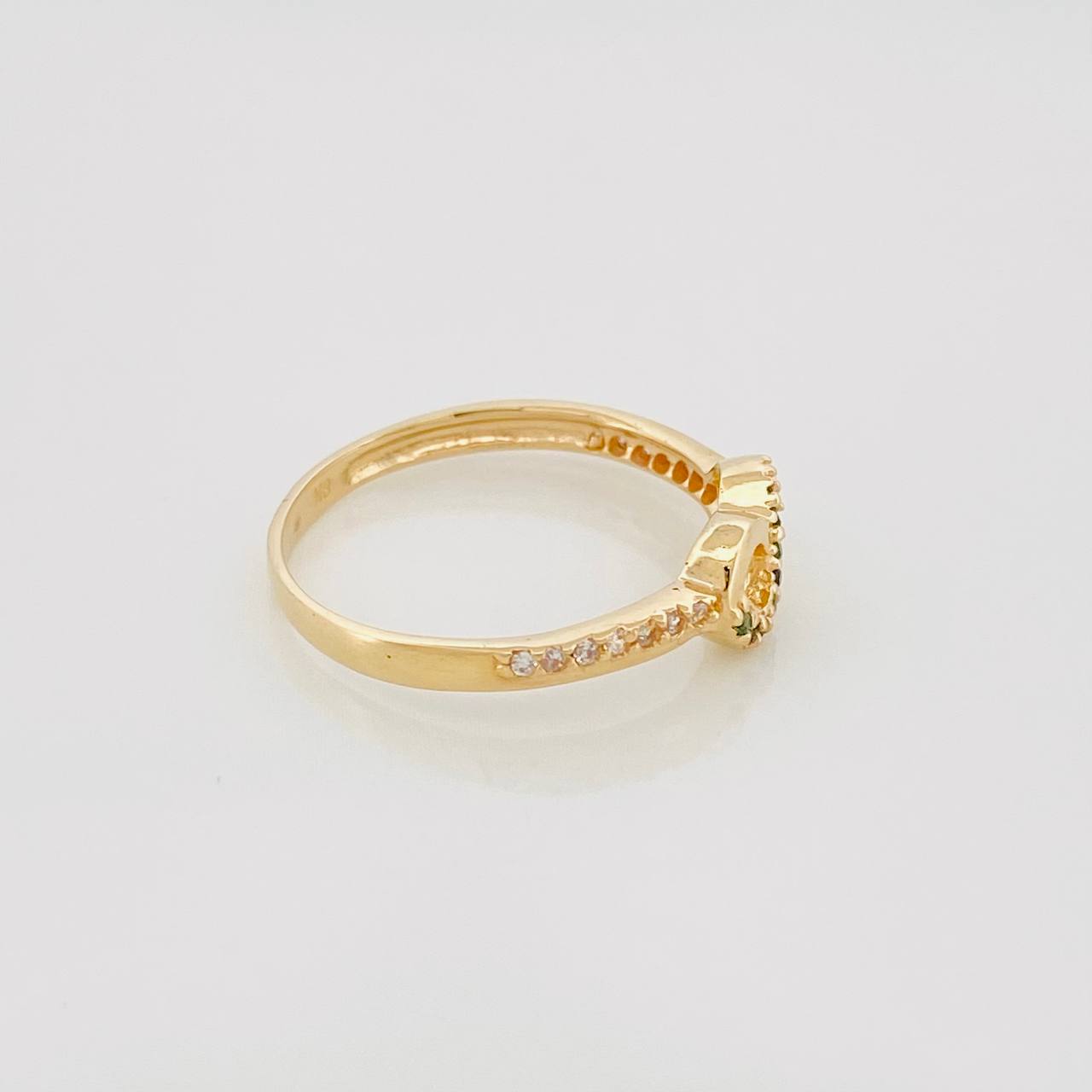 Anillo Infinito 1.75 g / T6 3/4 Oro Amarillo 18K