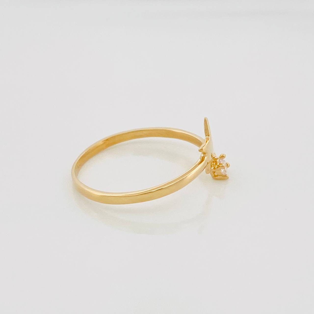 Anillo Estrella 1.45 g / T7 1/4 Oro Amarillo 18K