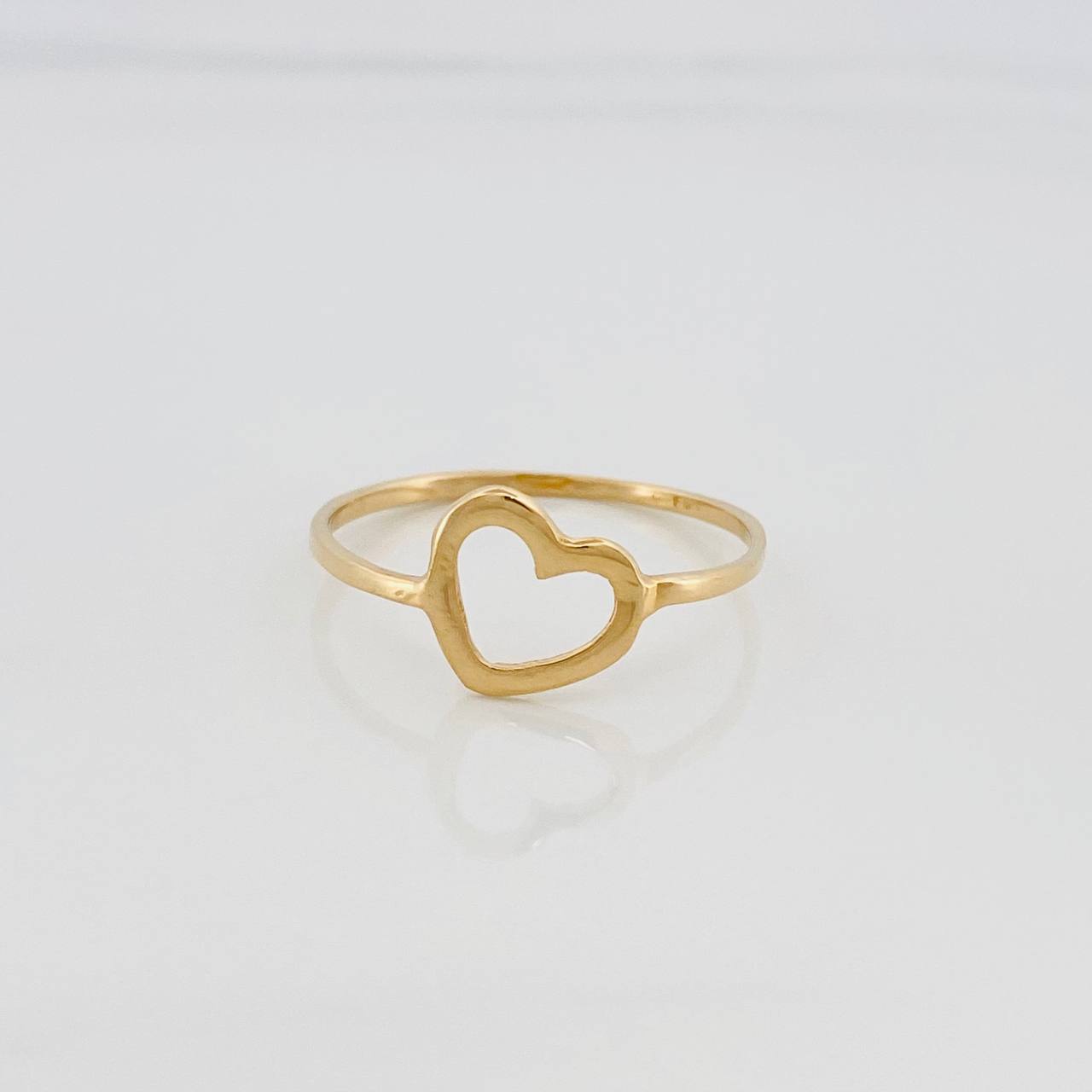 Anillo Corazon 0.85 g / T7 Oro Amarillo 18K