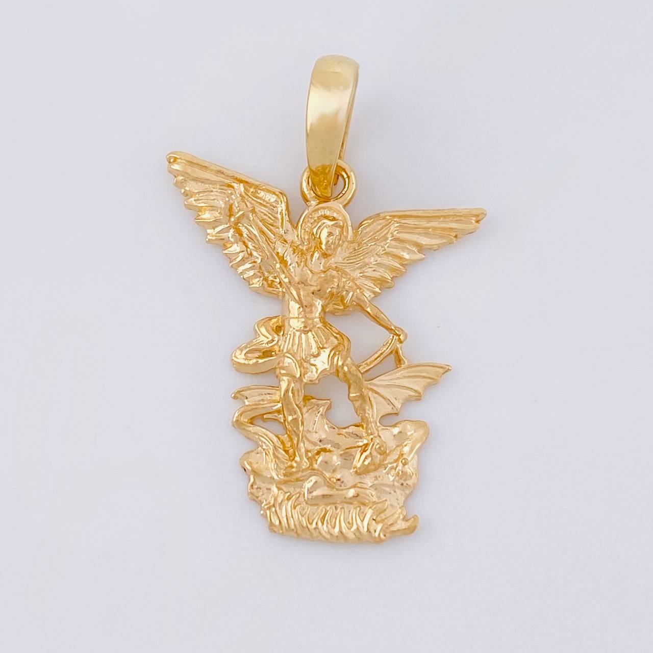 Dije San Miguel Arcangel 2.35g / 2.6cm Oro Amarillo 18K
