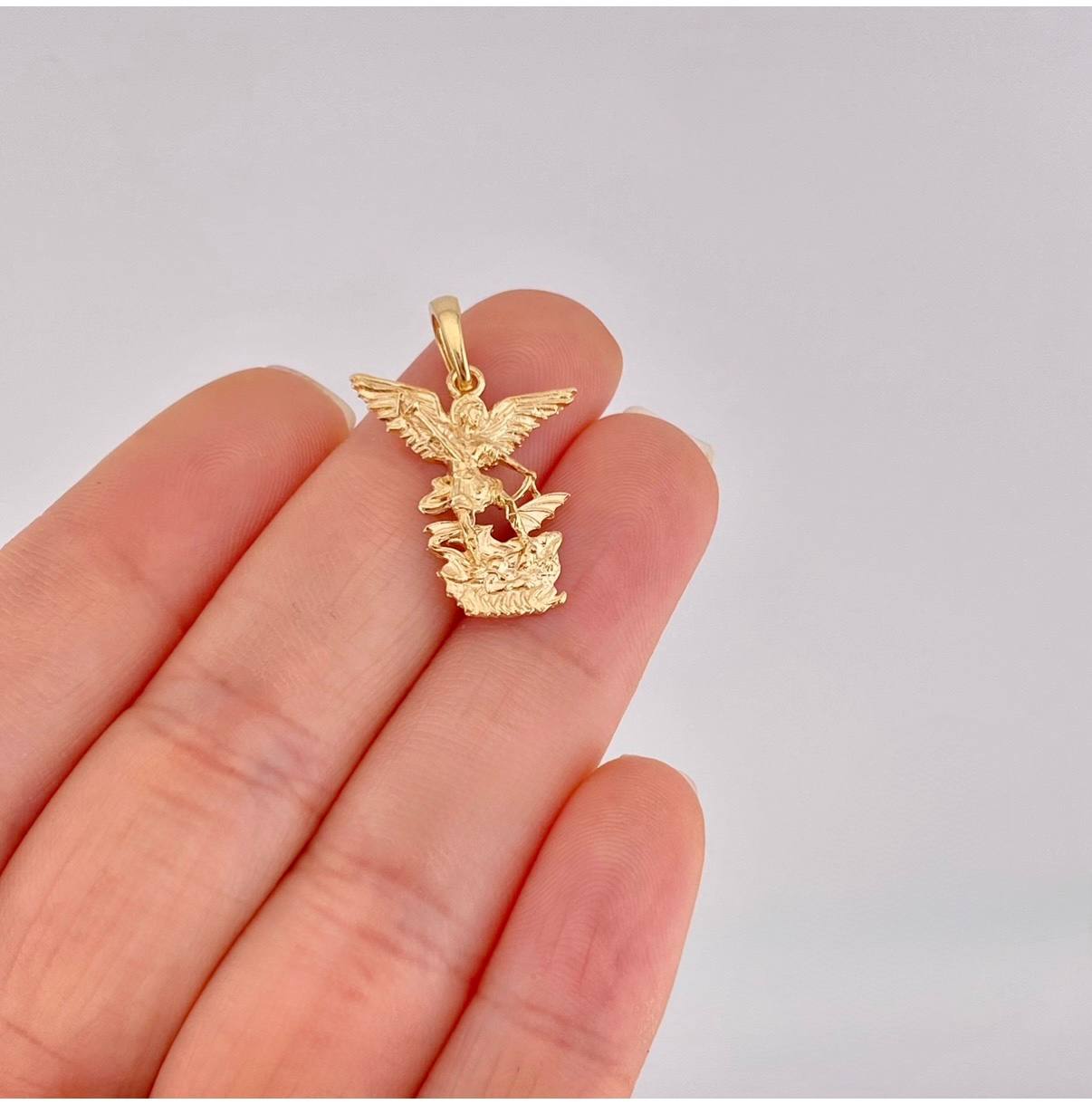 Dije San Miguel Arcangel 2.35g / 2.6cm Oro Amarillo 18K