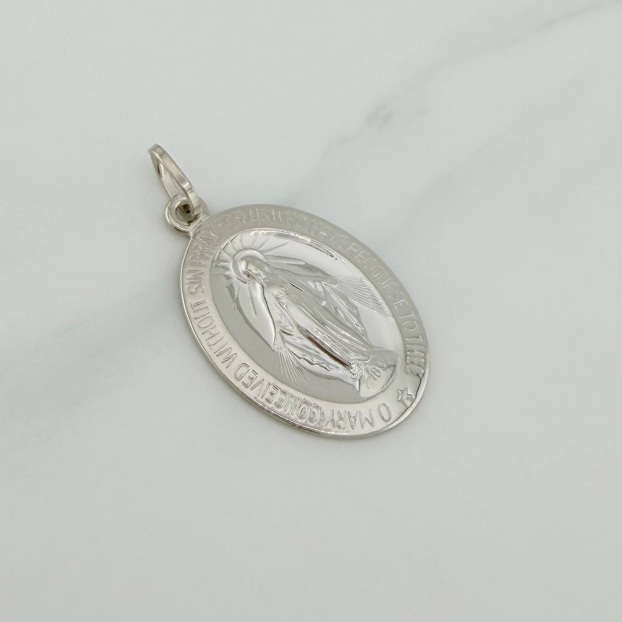 Dije Virgen Milagrosa 6.75 g / 4 cm Oro Blanco 18K