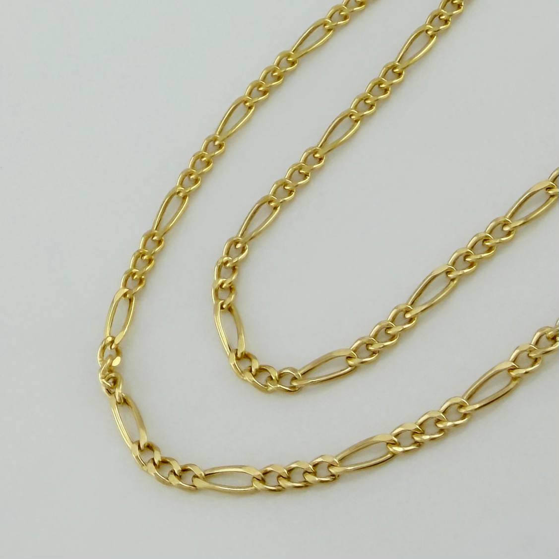Cadena Figaro 3.45 g / 60.1 cm / 2.17 mm Oro Amarillo 18K