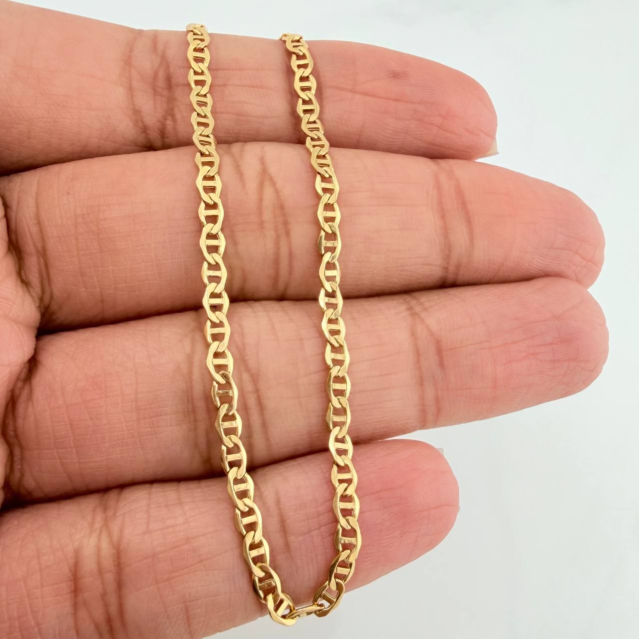 Pulso Escalera Plana 1.3 g / 20 cm / 2.55 mm Oro Amarillo 18K