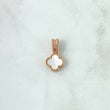 Dije Trebol VCyA 1.4gr / 1.7cm / Nacar Blanco Borde Punteado Oro Rosa 18K *